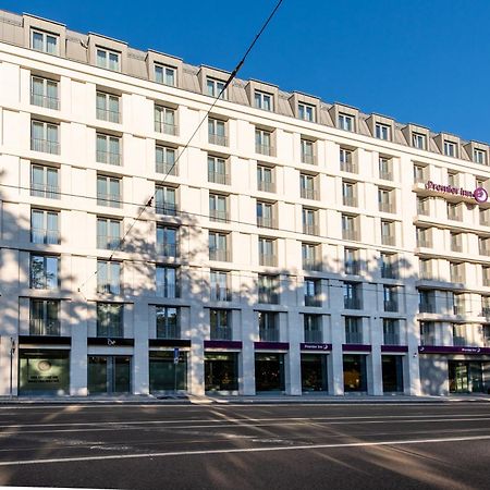 Premier Inn Leipzig City Oper Екстериор снимка